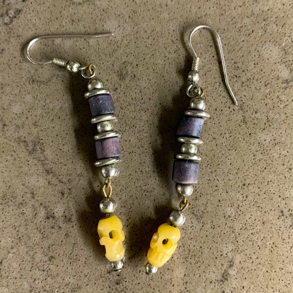 Black, silver & skull beaded earrings